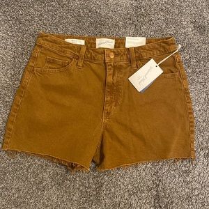 Brand new Universal thread vintage stretch shorts